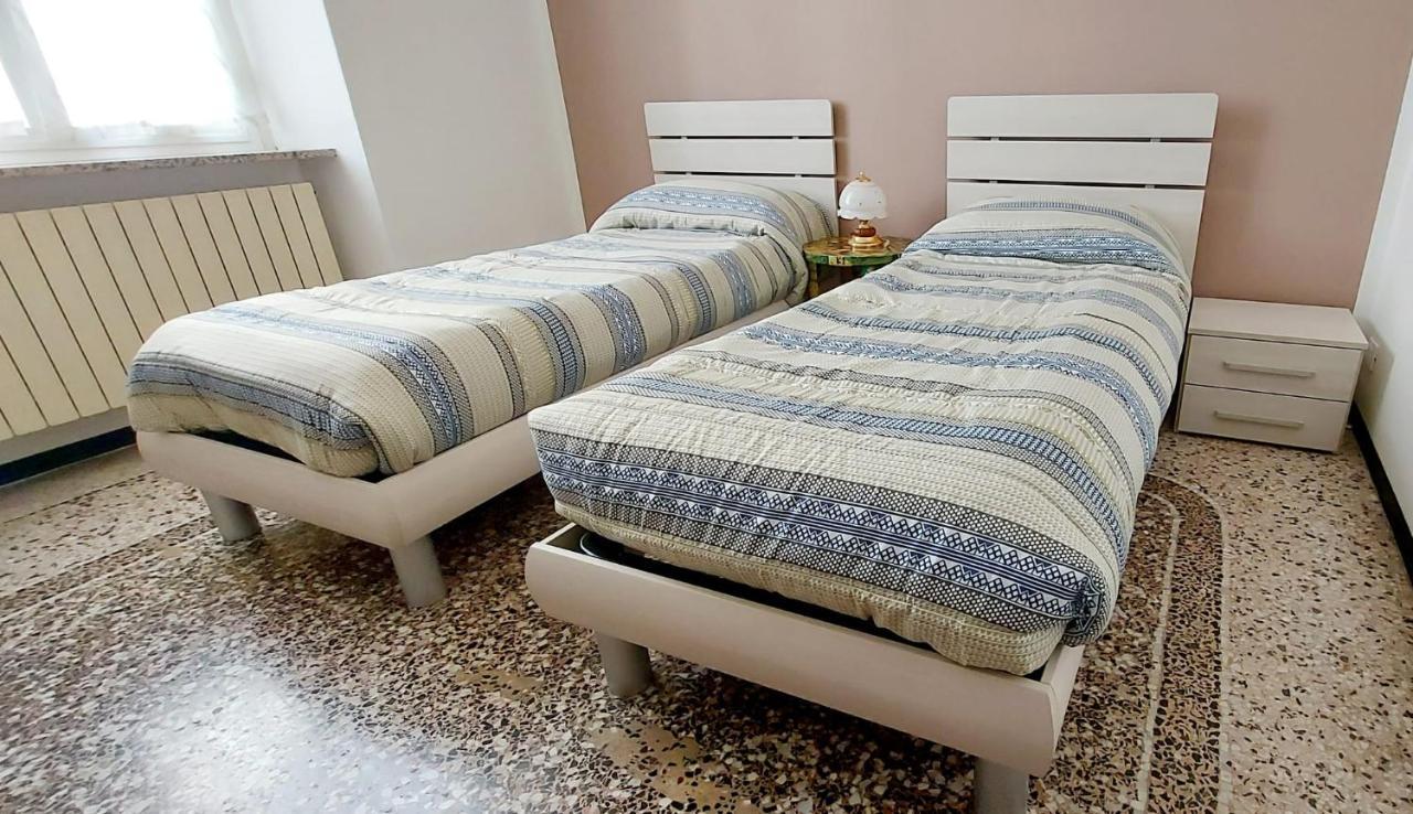 Ca' Mariuccia. Appartamento A Un Passo Dal Mare Savona Kültér fotó